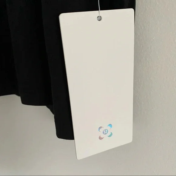 🆕 REFLECTIVE Lululemon Seawheeze 2021 All Yours Tank Reflective - Picture 5 of 7